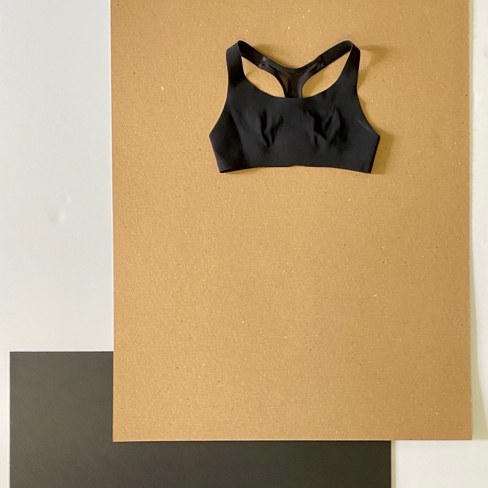 Lululemon sculpting sports bra